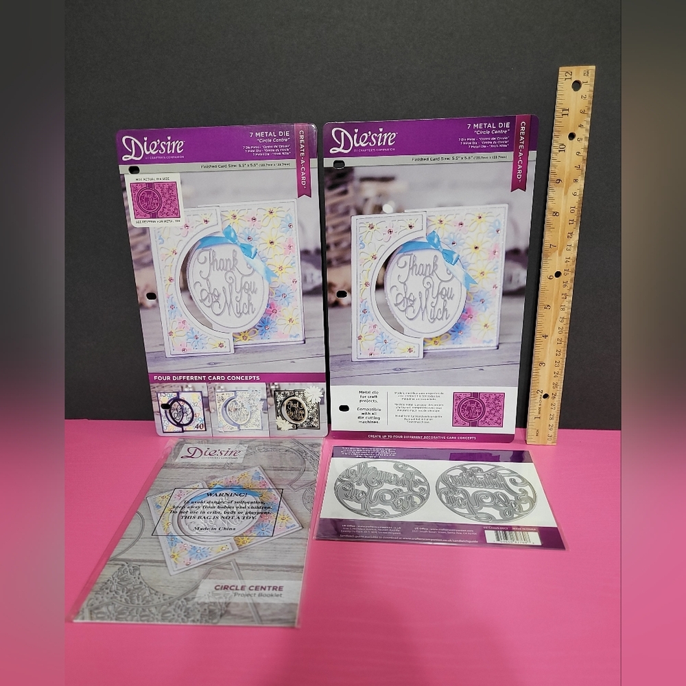 Crafter's Companion Die'sire Create-A-Card Circle Centre Die Set (0108)